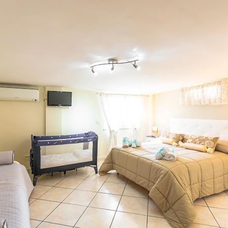 House Da Mary Apartment Caserta Luaran gambar
