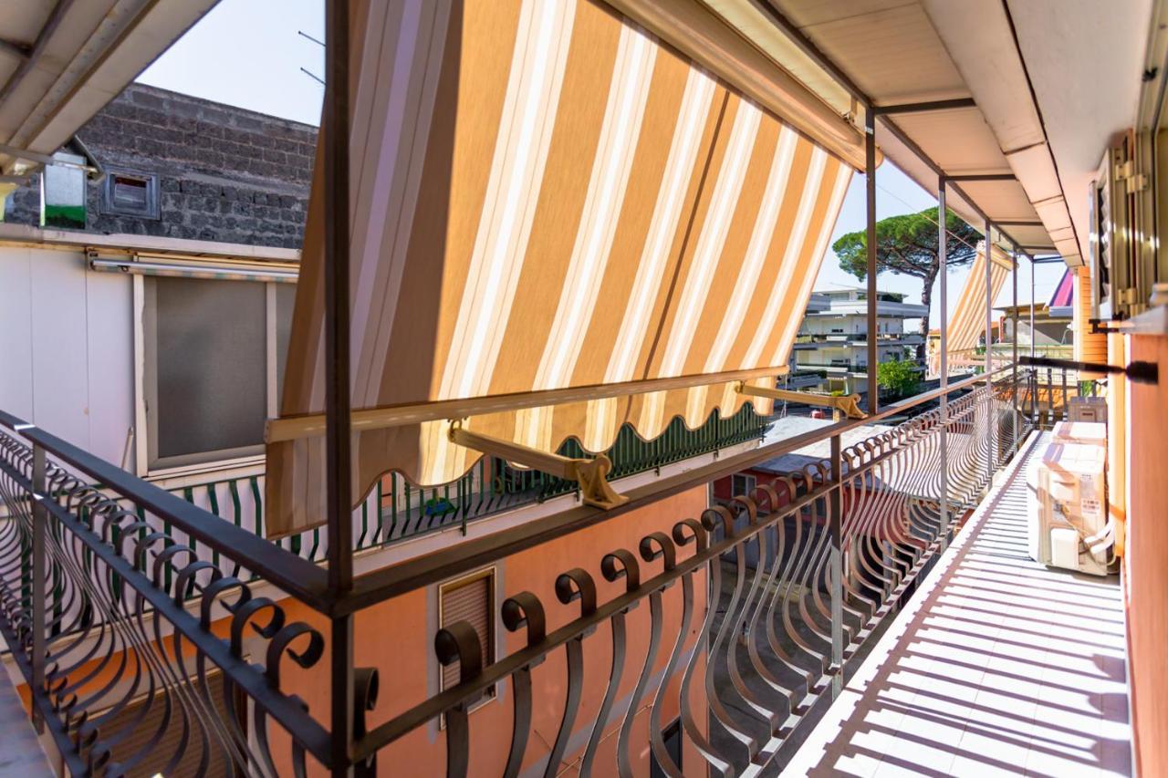House Da Mary Apartment Caserta Luaran gambar