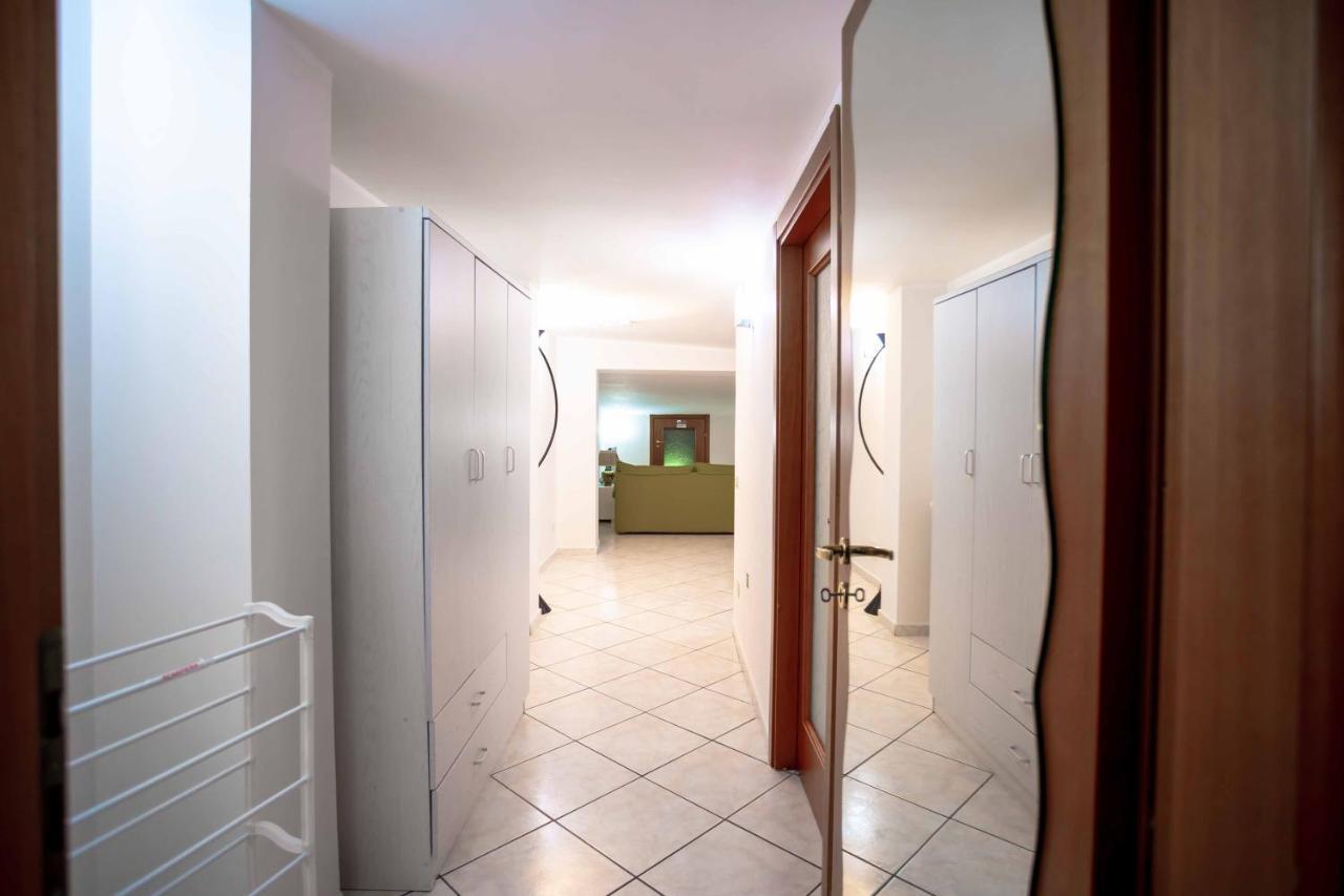 House Da Mary Apartment Caserta Luaran gambar