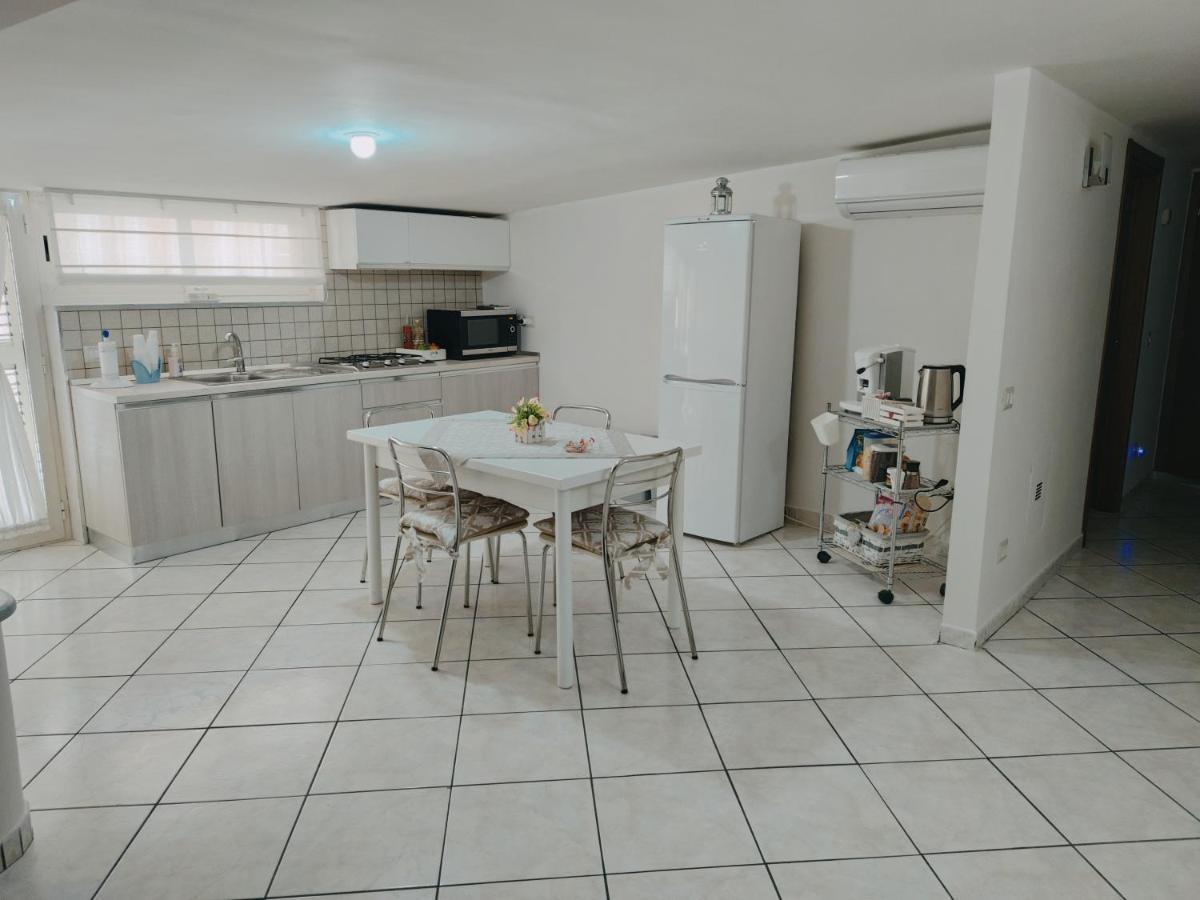 House Da Mary Apartment Caserta Luaran gambar