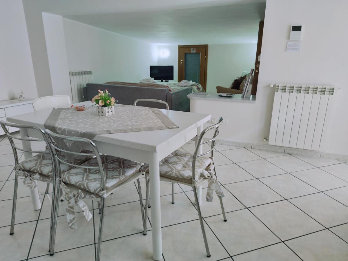 House Da Mary Apartment Caserta Luaran gambar