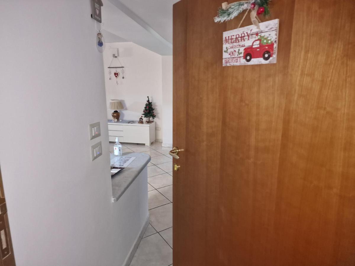 House Da Mary Apartment Caserta Luaran gambar